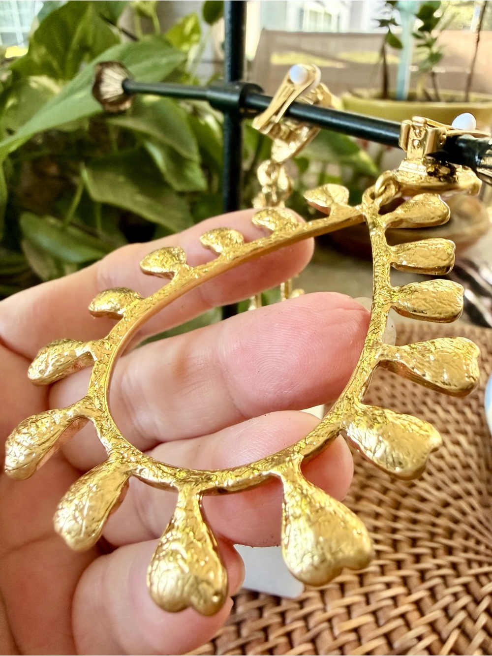Oscar de la Renta MULTICOLORED GOLD Teardrop Hoop Earrings ⭐️ CLIP ON🩵💚💛🧡❤️🩷 - Picture 16 of 16